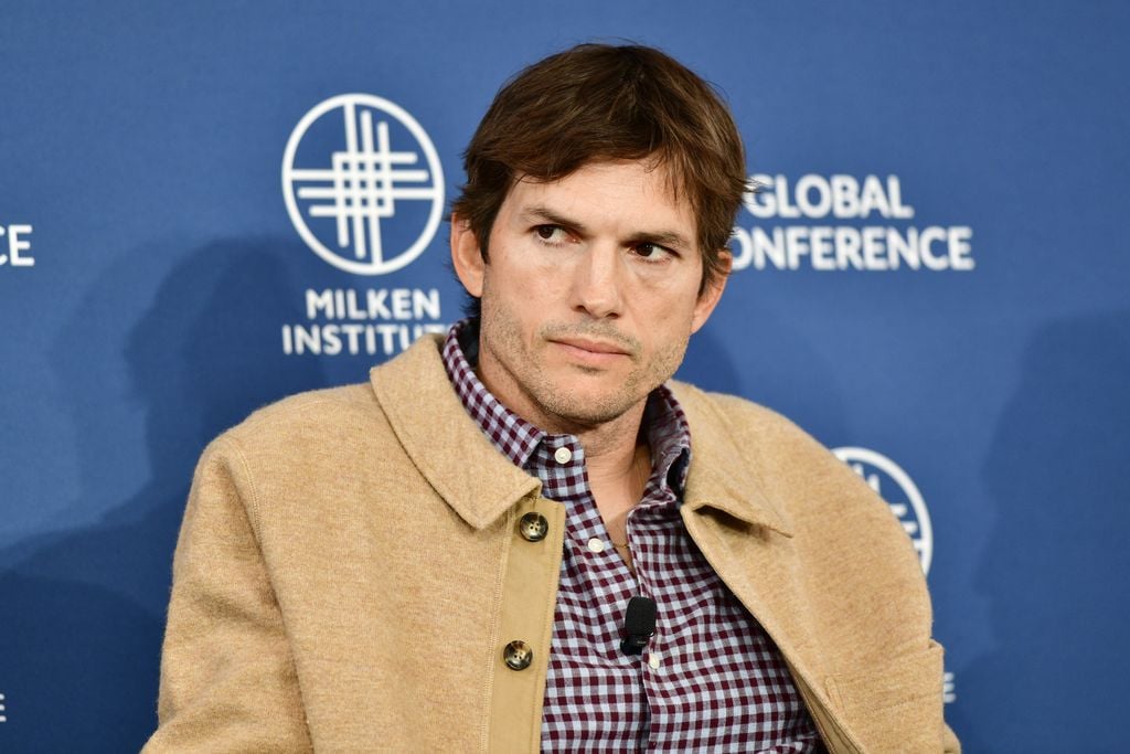 Ashton Kutcher und Mila genießen Familienurlaub in Rom