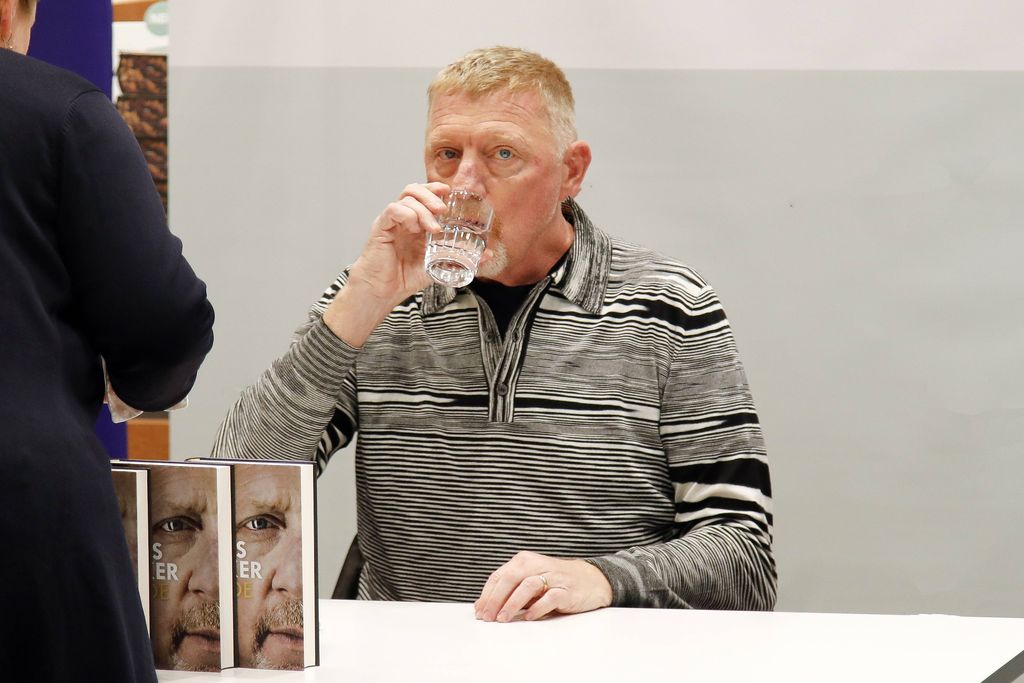 Tennislegende Boris Becker im September 2025 bei einer Signierstunde in Berlin