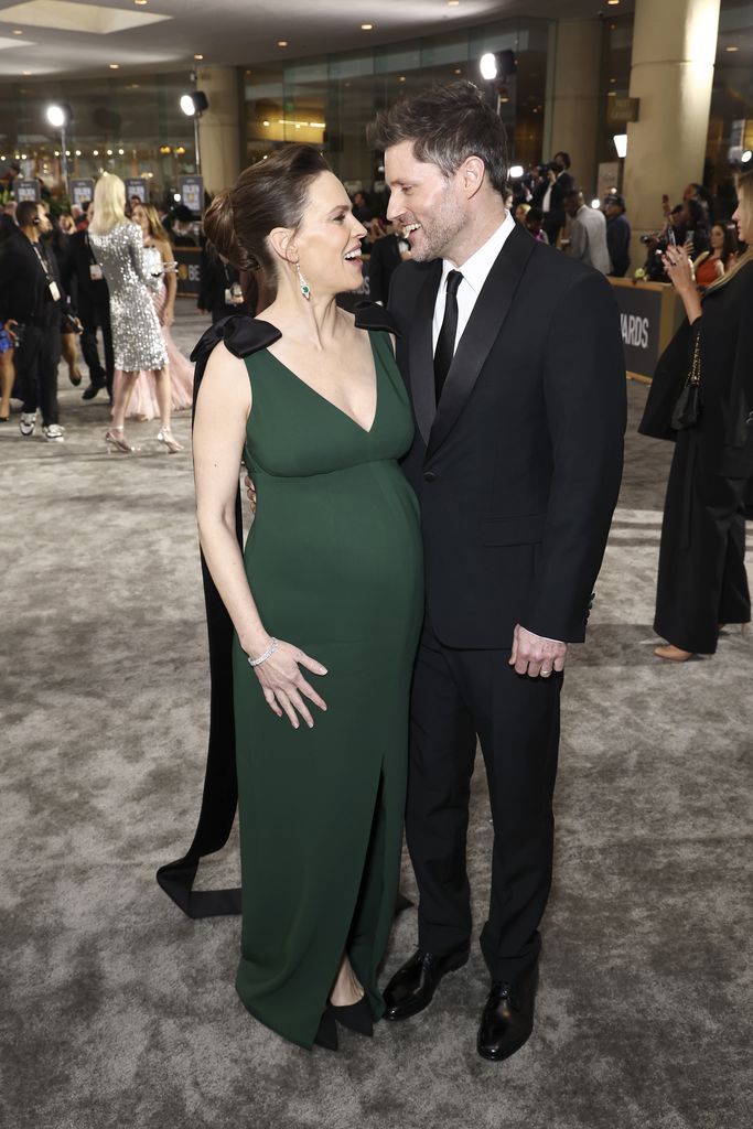 Sptes Mutterglck: Hilary Swank (48) erwartet Zwillinge!