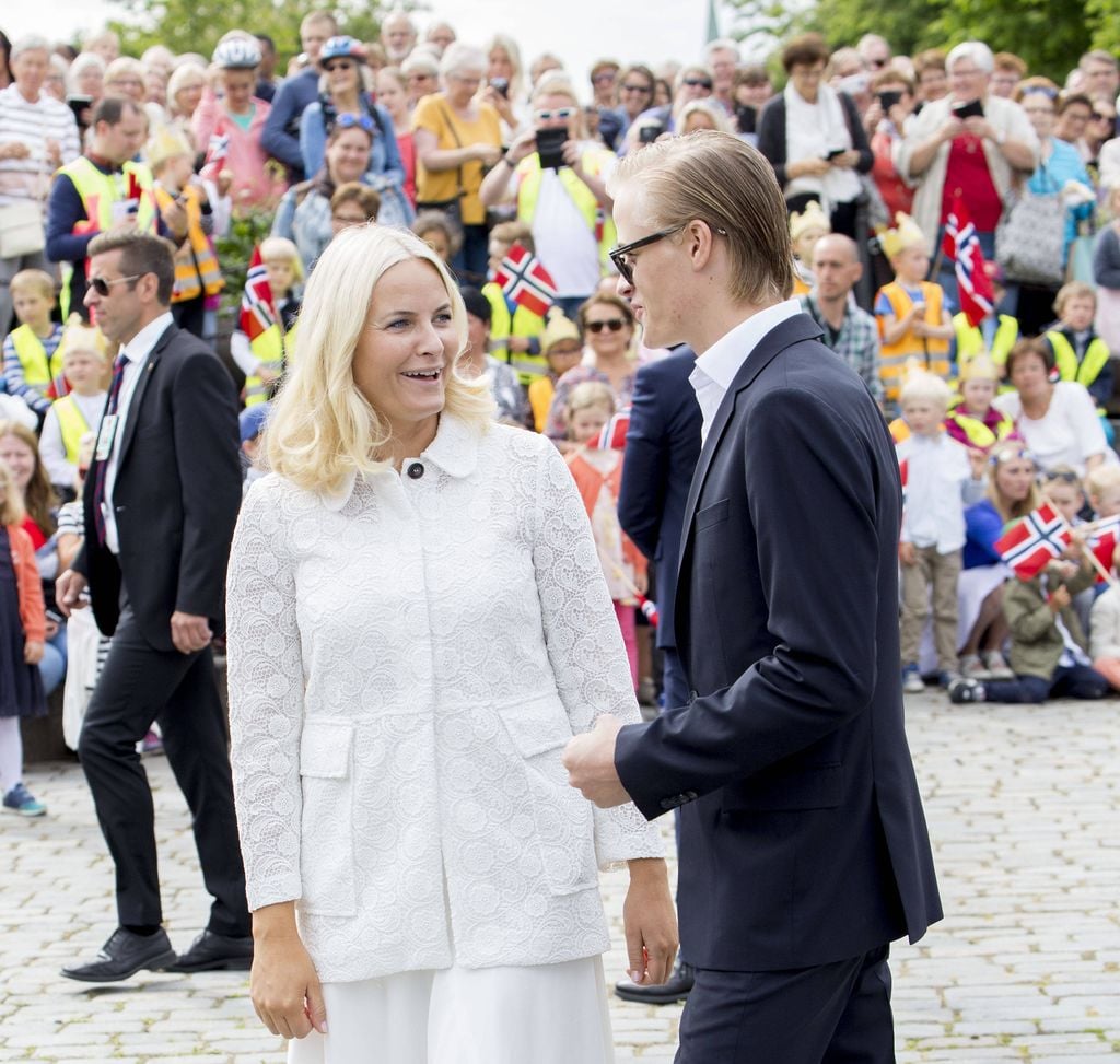 Kronprinzessin Mette-Marit und Marius Borg Høiby beim 25-jährigen Thronjubiläum von König Harald in Trondheim, 23. Juni 2016