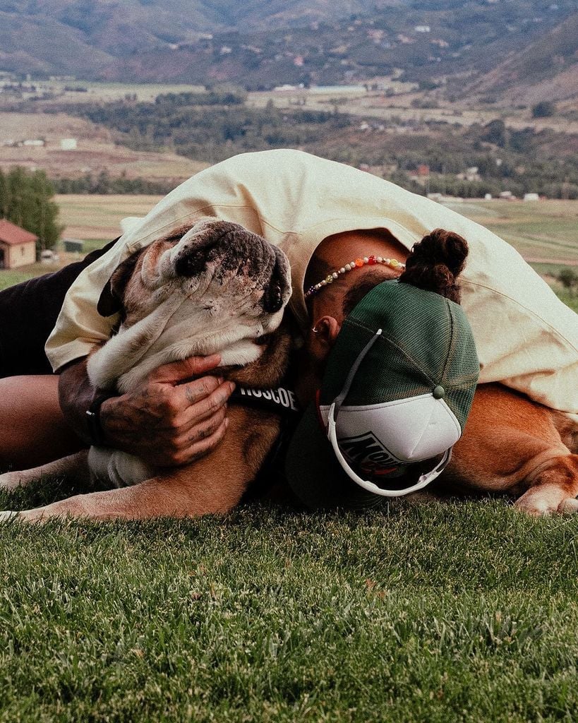 Lewis Hamilton und sein Hund Roscoe