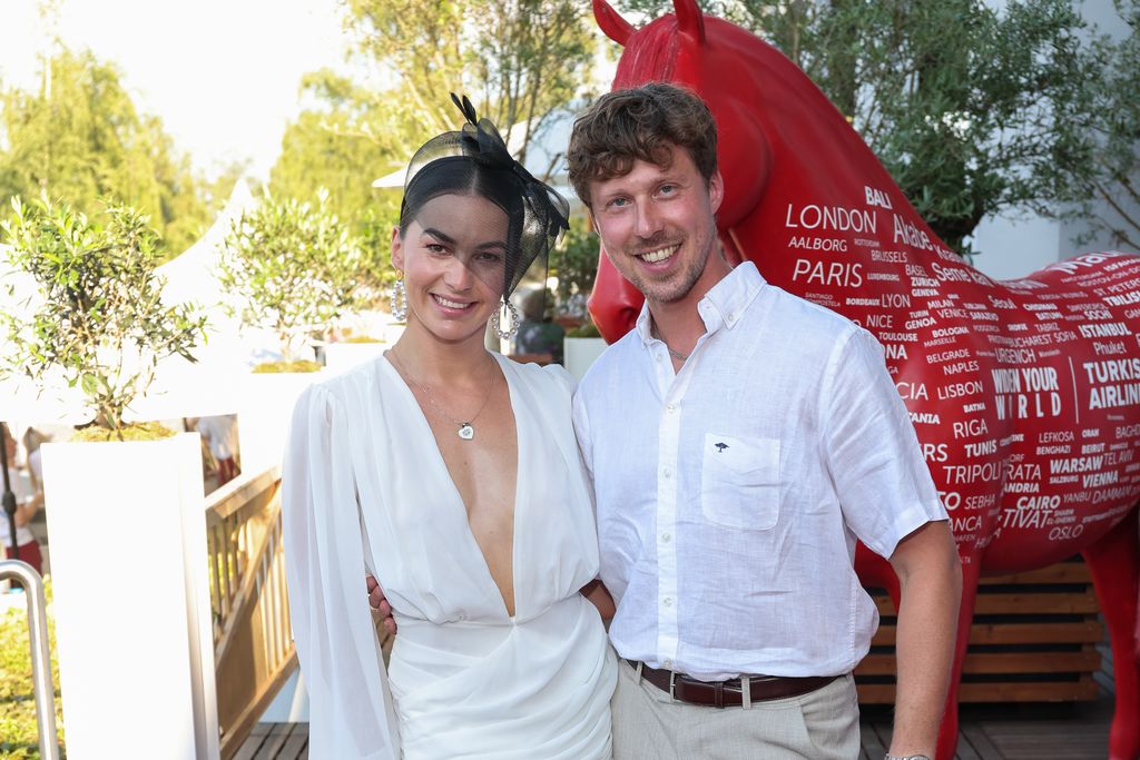 Renata Lusin startet siebten Schwangerschaftsmonat tanzend