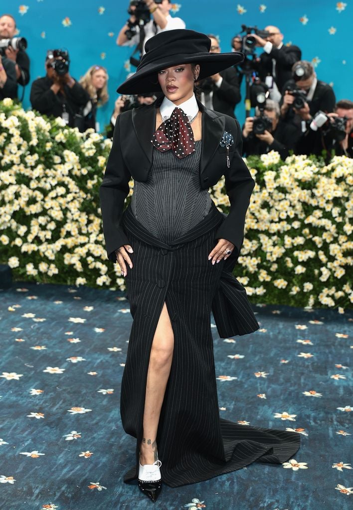 Rus svingerlari: haqiqiy uy qurilishi videosi