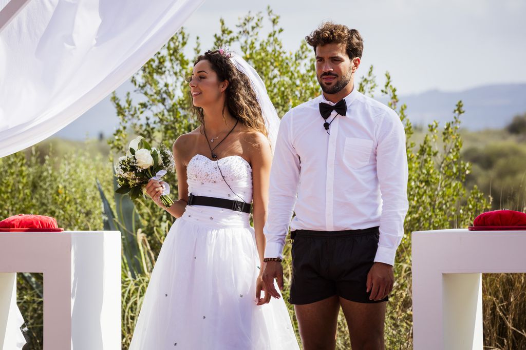 Kozlari boglangan jinsiy aloqa fotosurati