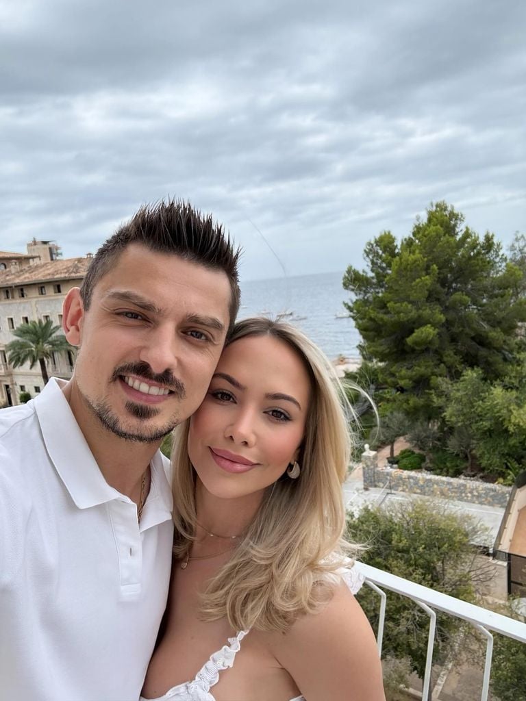 Zsolt Sándor Cseke und seine Freundin Annalena, Juli 2025