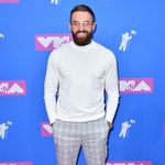 Thema Aaron Chalmers