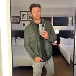 Thema Ashley Parker Angel