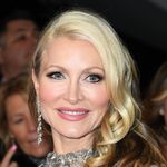 Thema Caprice Bourret