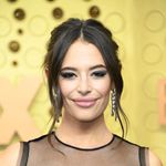 Thema Chloe Bridges