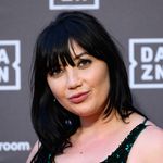 Thema Daisy Lowe