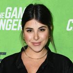 Thema Daniella Monet