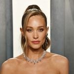 Thema Hannah Davis