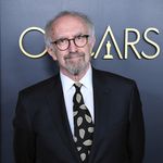 Thema Jonathan Pryce