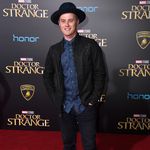 Thema Lucas Grabeel