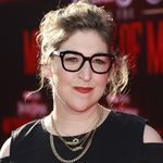 Thema Mayim Bialik