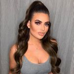 Thema Megan Barton Hanson