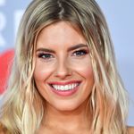 Thema Mollie King