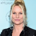 Thema Nicollette Sheridan