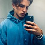 Thema Nikita Kuzmin