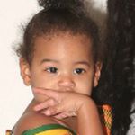 Thema Rumi Carter
