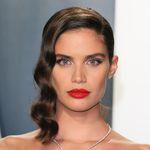 Thema Sara Sampaio