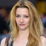 Thema Talulah Riley