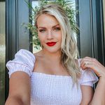 Thema Witney Carson
