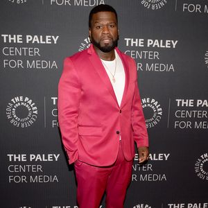 Unfall am Set: Rapper 50 Cent kugelt Stuntman den Finger aus