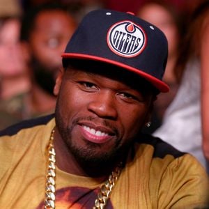 Ausraster wie bei Kollegah! 50 Cent boxt Frau bei Konzert