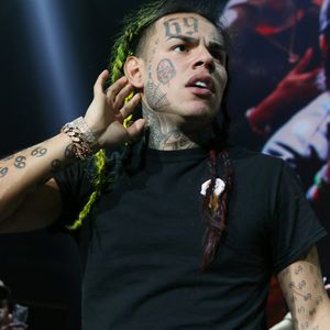 Todesangst: 6ix9ines Familie erscheint nicht vor Gericht