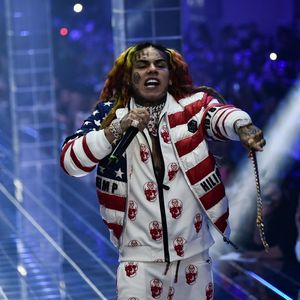 Häusliche Gewalt: Rapper 6ix9ine wurde mal wieder verhaftet!