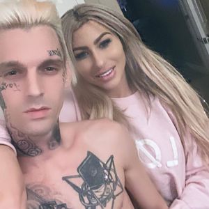 Nach Aaron Carters Tod: Verlobte Melanie von Fans belästigt