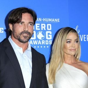 Denise Richards' Ex Aaron muss über 25.000 Dollar zahlen