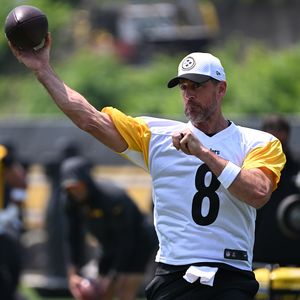 NFL-Star Aaron Rodgers kündigt überraschend Karriereende an