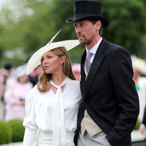 Abbey und Peter Crouchs Tochter musste im Urlaub in Klinik!
