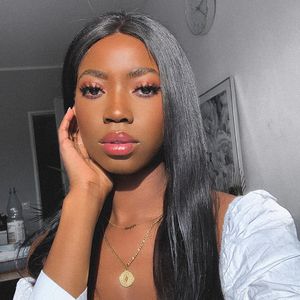 Trotz Verbot: GNTM-Abigail schmuggelte ihr Handy ans Set