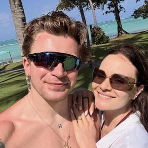 Holly Ramsay und Adam genießen Flitterwochen auf Mauritius