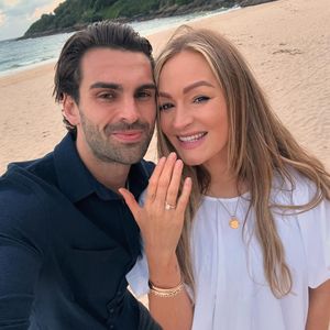 Nach Babynews: Adam Collard und Laura Woods sind verlobt