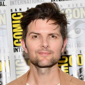 Adam Scott über seine chaotischen Anfänge mit Leo & Co.