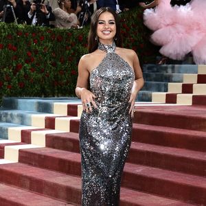 Addison Raes Met-Gala-Kleid war 350 Stunden in Herstellung!