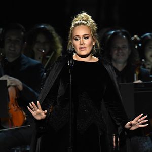 Will Adele bei "Love Island" nach der großen Liebe suchen?
