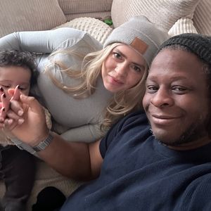 Mola Adebisi und Adelinas Baby wird heute sechs Monate alt