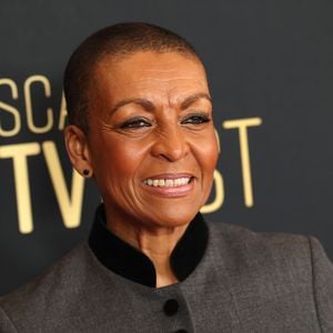 Bestätigt: Lady Danbury bleibt Bridgerton-Fans erhalten