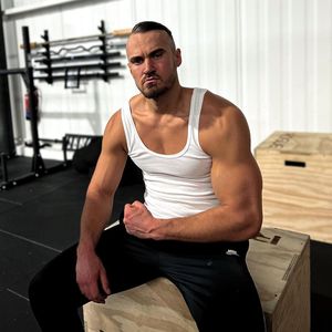 Fehlverhalten bei "Temptation Island"? Adrian zeigt Einsicht