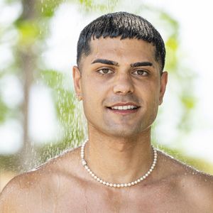 Gehirnerschütterung: Bachelorette-Adrian muss in eine Klinik