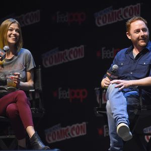 A. Palicki: Wonder Woman kämpft mit ihren Busen