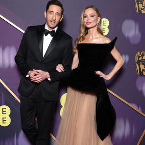 Adrien Brody und Georgina könnten nicht glücklicher sein
