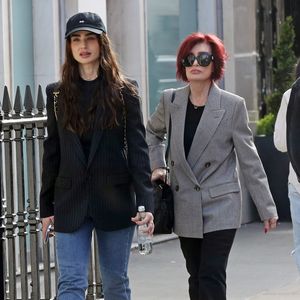 Selten: Sharon Osbourne mit ihrer Tochter Aimee unterwegs