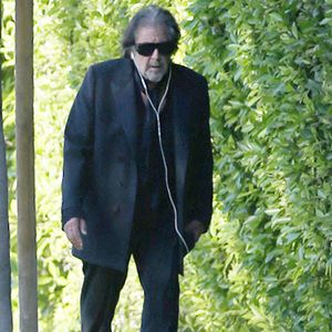 Wegen Baby? Al Pacino wirkt grimmig beim Solo-Spaziergang