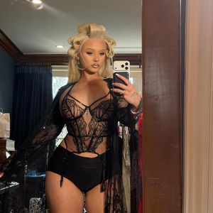 Alabama Barker weiht Fans ein: "Spaßiges" ist in der Mache